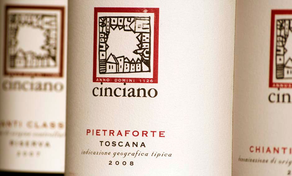 Cinciano: un affascinante borgo nel Chianti. Il progetto grafico delle etichette dei vini